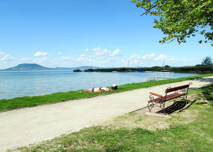 度假居 Picea By Interhome 鲍洛通费尼韦什