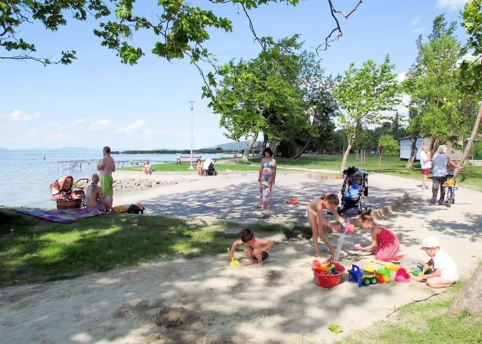 Picea By Interhome 鲍洛通费尼韦什