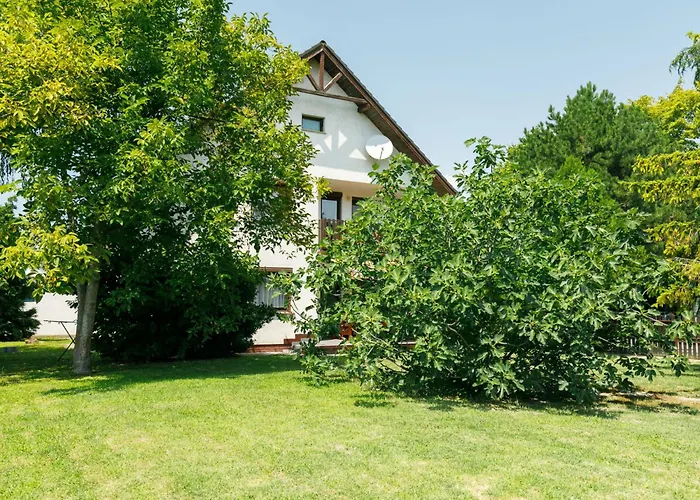 度假居 Picea By Interhome 鲍洛通费尼韦什